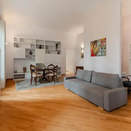 Contemporary Flat In Trastevere Apartment Rome